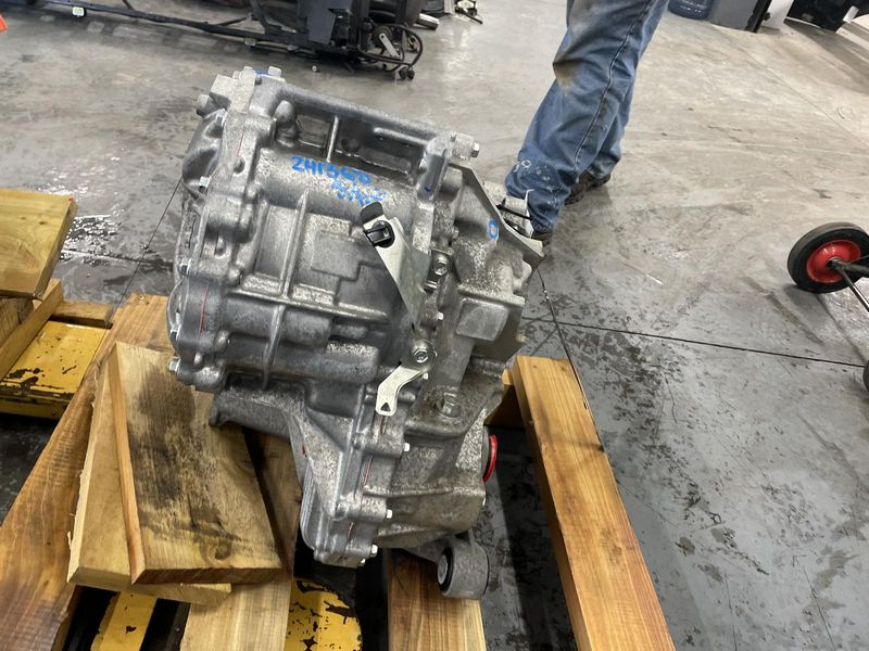 2016 TOYOTA PRIUS AT, Prius (VIN FU, 7th and 8th digit) Used Transmission