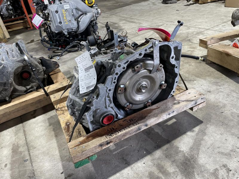 2015 TOYOTA RAV4 AT, (gasoline), (4 cylinder), FWD Used Transmission