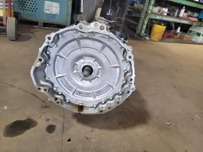 2023 TOYOTA TUNDRA (AT), hybrid, 4x4 Used Transmission