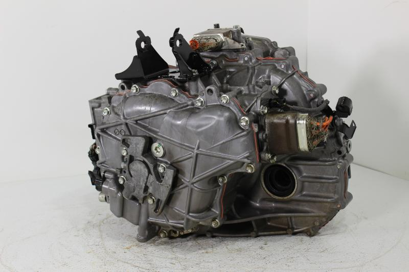 2013 TOYOTA PRIUS AT, Prius C (VIN B3, 7th and 8th digit) Used Transmission