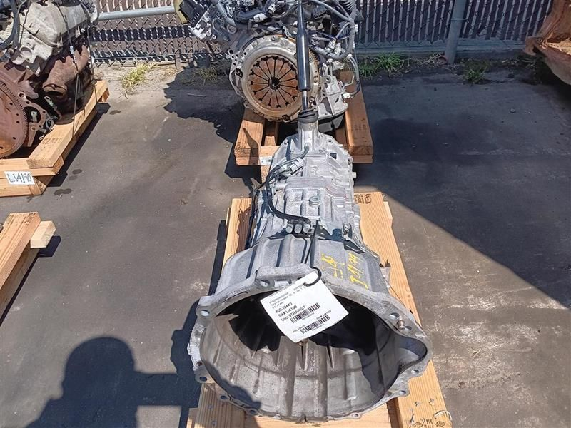 2020 TOYOTA TACOMA MT, (4x4, 6 speed, 6 cylinder) Used Transmission