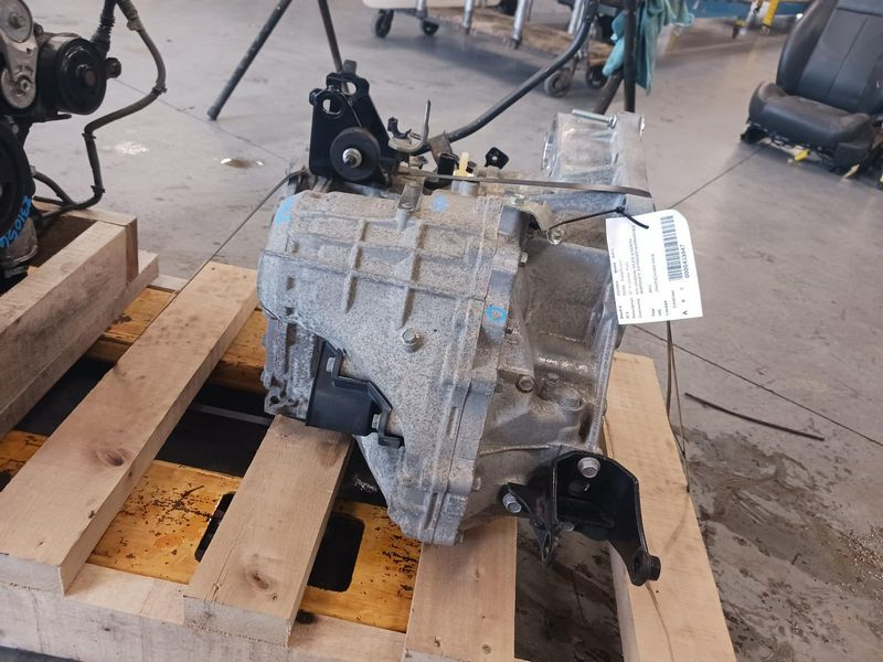 2011 TOYOTA RAV4 AT, 4 cylinder, FWD Used Transmission