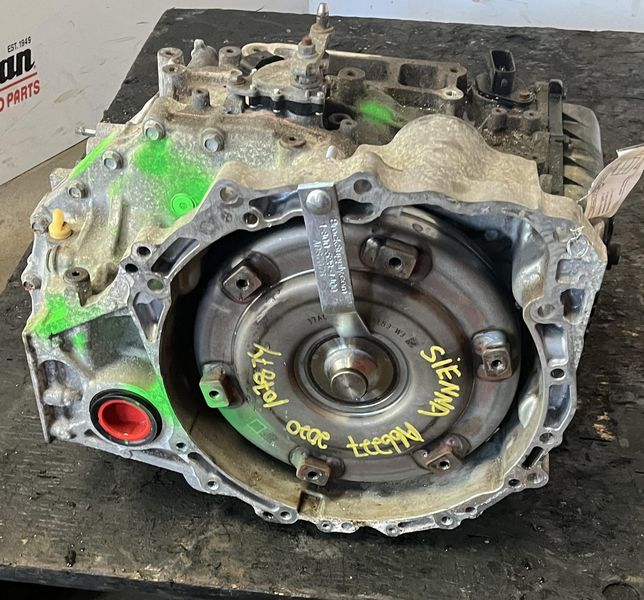 2020 TOYOTA SIENNA (AT), (6 cylinder), FWD Used Transmission