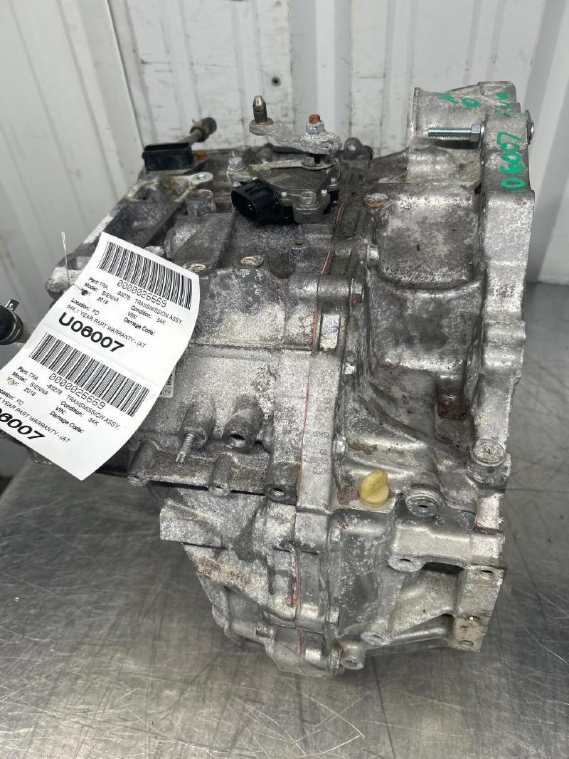 2018 TOYOTA SIENNA (AT), (6 cylinder), FWD Used Transmission
