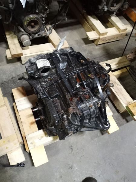2015 TOYOTA SIENNA AT, (6 cylinder), FWD Used Transmission