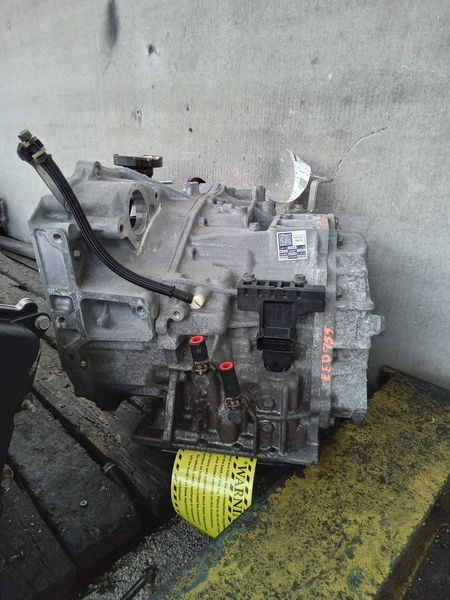 2018 TOYOTA RAV4 AT, (2.5L, 4 cylinder engine), VIN F (5th digit, 2ARFE engine), FWD (U760E), ID 30500-42340 Used Transmission