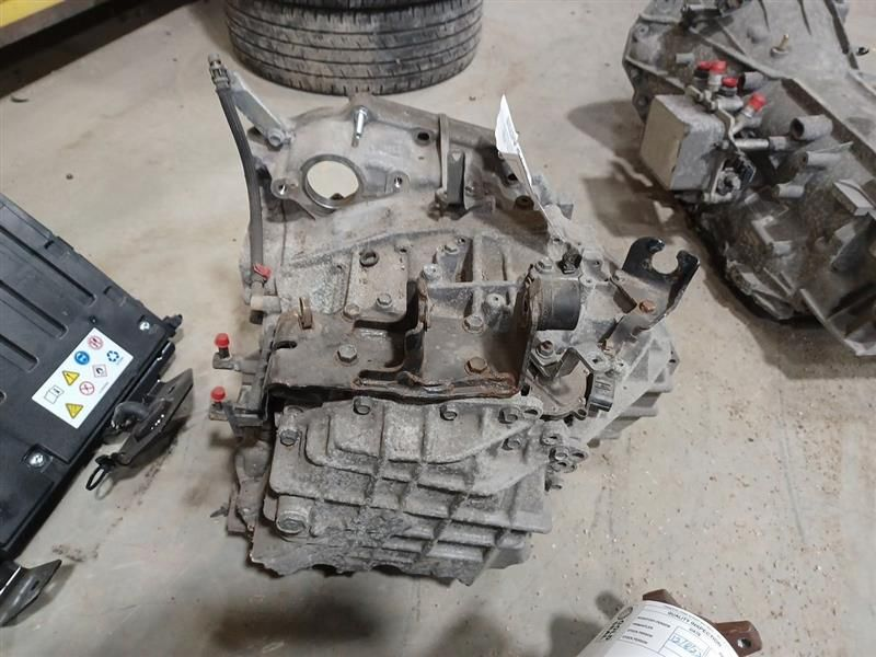 2017 TOYOTA RAV4 AT, (2.5L, 4 cylinder engine), VIN F (5th digit, 2ARFE engine), FWD (U760E), ID 30500-0R010 Used Transmission