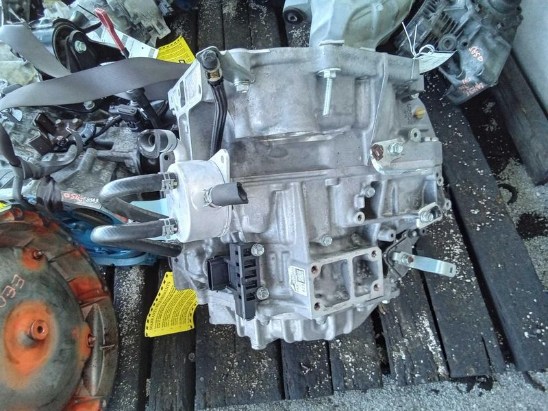 2017 TOYOTA RAV4 AT, (2.5L, 4 cylinder engine), VIN F (5th digit, 2ARFE engine), FWD (U760E), ID 30500-21250 Used Transmission