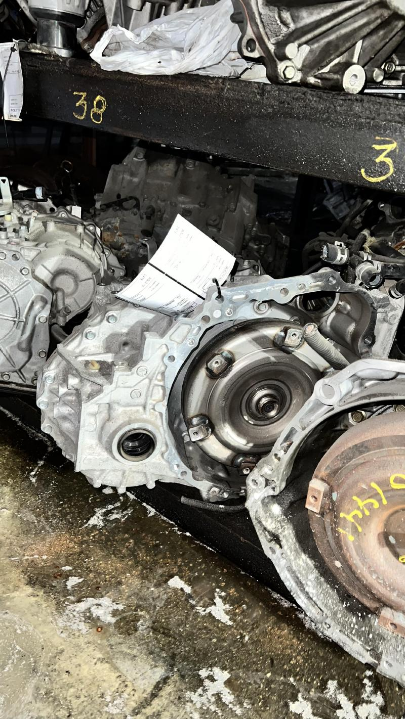 2013 TOYOTA SIENNA AT, 4 cylinder Used Transmission