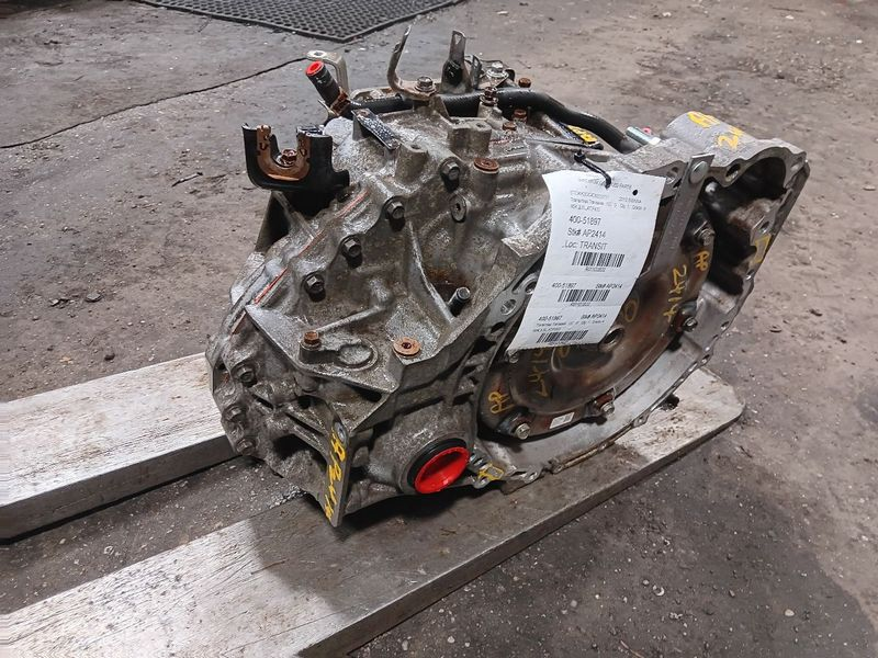 2013 TOYOTA SIENNA AT, 6 cylinder, AWD Used Transmission