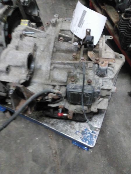 2011 TOYOTA SIENNA AT, 6 cylinder, FWD Used Transmission