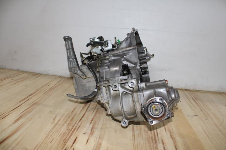 2004 HONDA CR-V MT, (AWD) Used Transmission