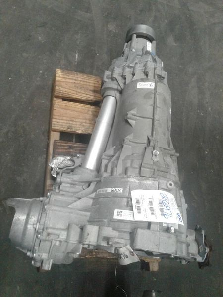 2013 Audi A8 AT, 4.0L, (transmission ID MEE), w/o torque vectoring Used Transmission