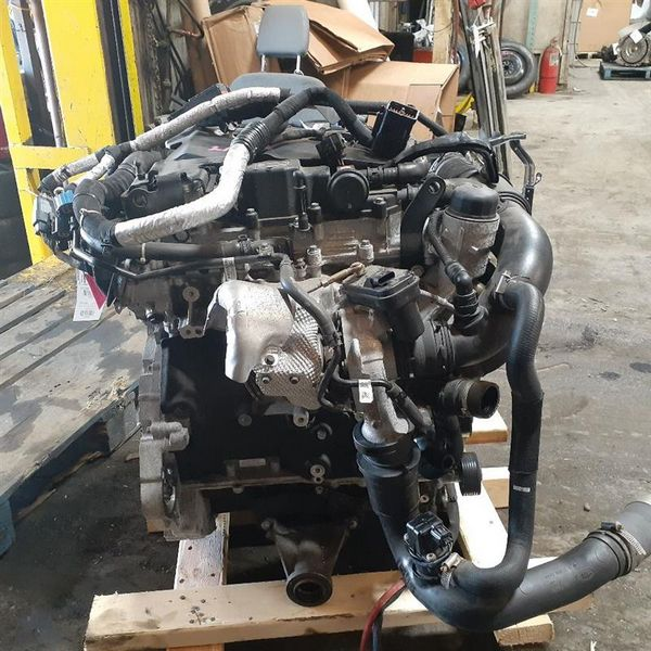 2018 JAGUAR F-PACE 2.0L, VIN X (8th digit, gasoline), VIN F (7th digit) Used Engine