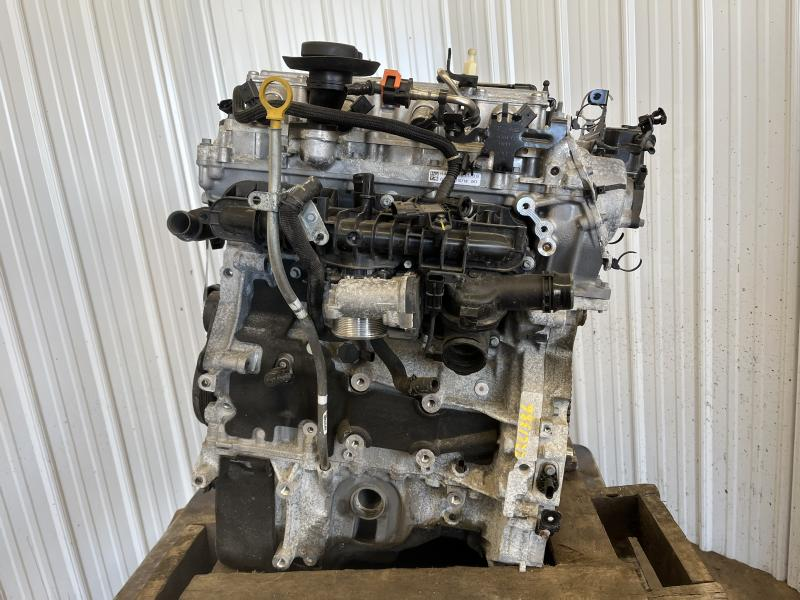 2019 JAGUAR XE 2.0L, VIN X (8th digit, gasoline), VIN F (7th digit), AWD Used Engine