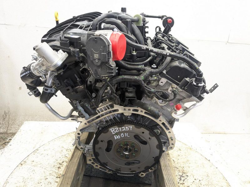 2021 CHRYSLER PACIFICA VIN G (8th digit, gasoline), AWD Used Engine
