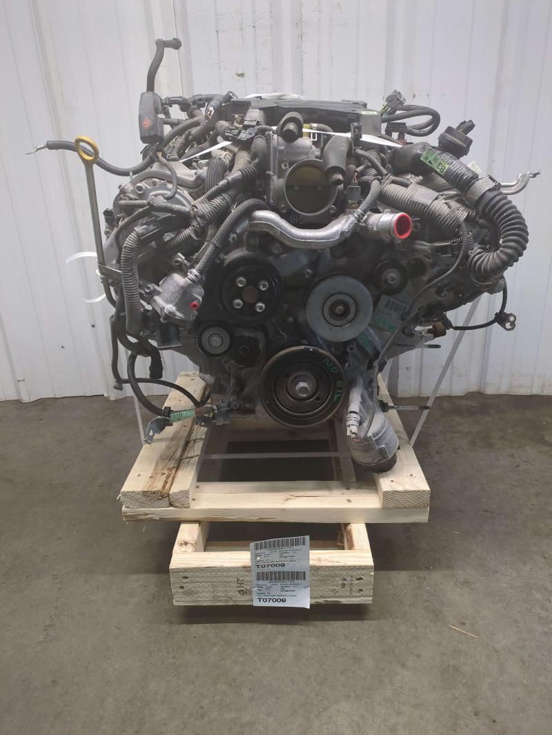 2016 LEXUS LS460 (4.6L, VIN L, 5th digit, 1URFSE engine), RWD Used Engine