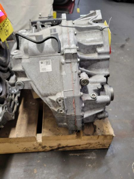 2019 VOLVO S90 (AT), w/o hybrid; AWD, VIN A2 (4th and 5th digit) Used Transmission