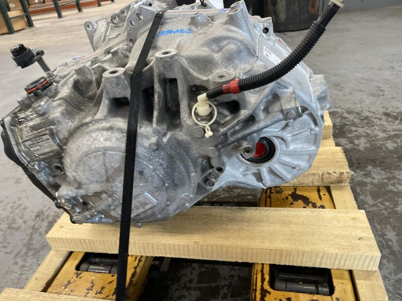 2017 VOLVO S60 (2.0L, AT), VIN 49 (4th and 5th digits) Used Transmission