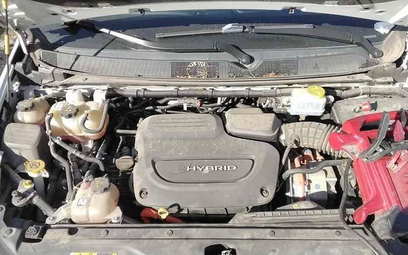 2020 CHRYSLER PACIFICA (3.6L), VIN 7 (8th digit, hybrid), gasoline Used Engine