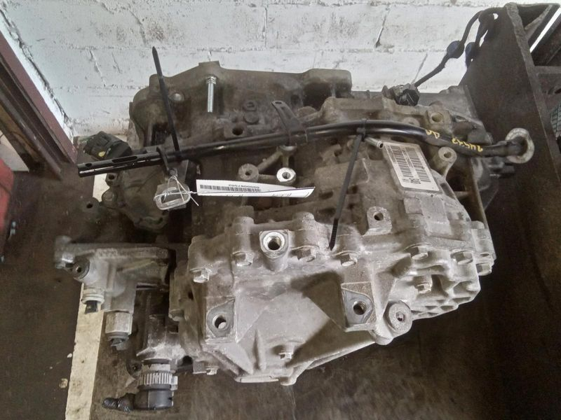 2012 Jeep COMPASS AT, (CVT), 2.4L, 4WD, w/o off road crawl ratio Used Transmission