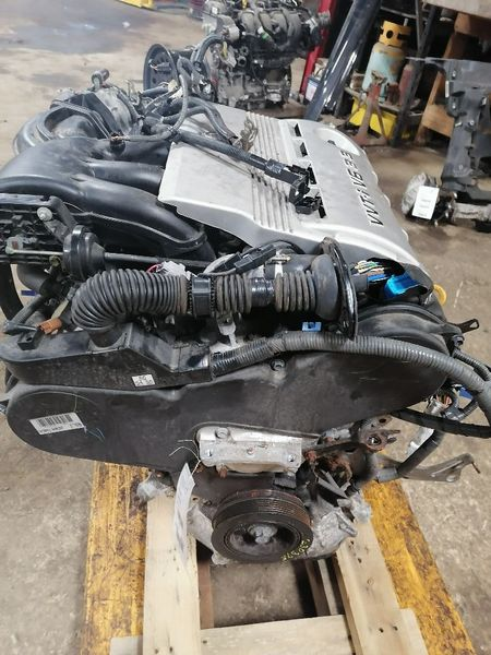 2004 LEXUS RX330 (3.3L, VIN A, 5th digit, 3MZFE engine), AWD Used Engine