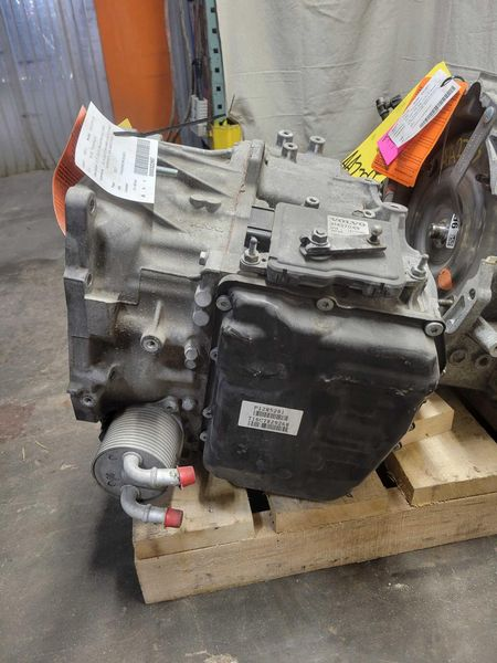 2017 VOLVO XC60 (AT), VIN 40 (4th and 5th digit), AWD Used Transmission