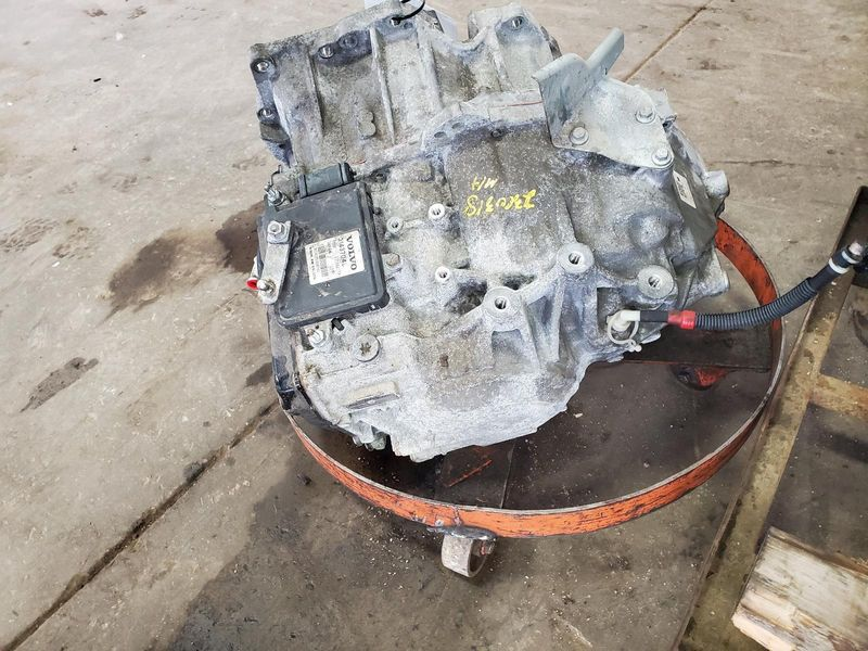 2017 VOLVO XC60 (AT), VIN 49 (4th and 5th digit, AWD) Used Transmission