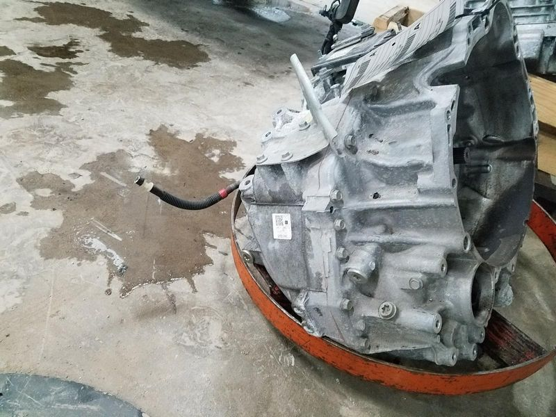 2017 VOLVO XC60 (AT), VIN 49 (4th and 5th digit, AWD) Used Transmission