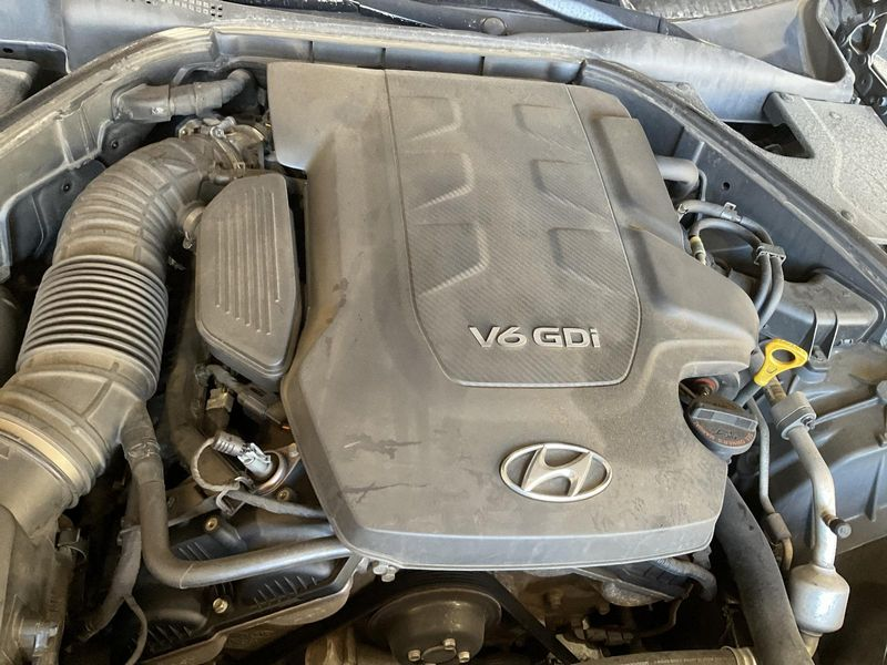 2015 HYUNDAI GENESIS Sdn, 3.8L (VIN E, 8th digit), RWD Used Engine