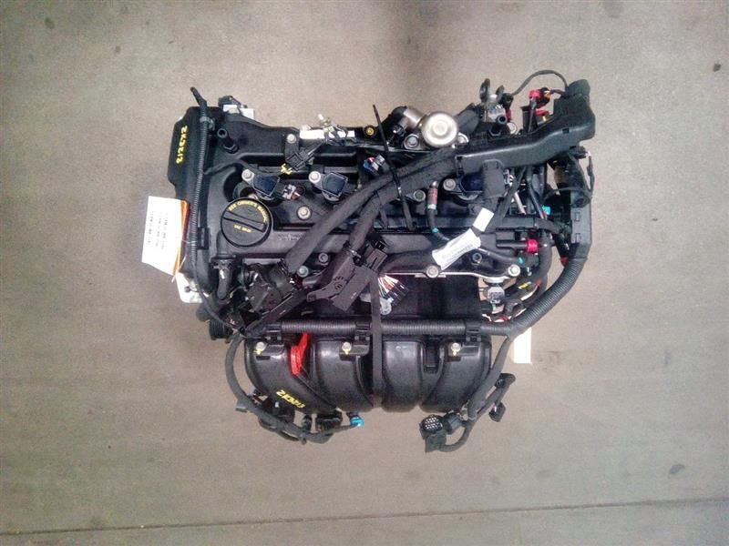 2015 HYUNDAI SANTA FE 2.4L (VIN B, 8th digit) Used Engine