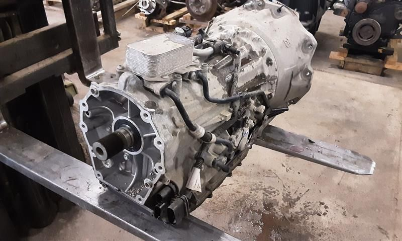 2013 PORSCHE CAYENNE AT, 3.0L, diesel Used Transmission