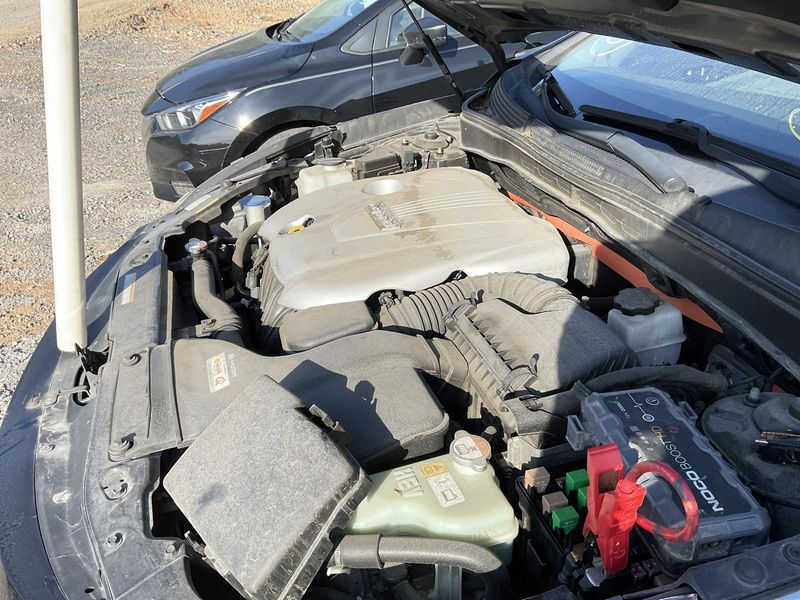 2012 HYUNDAI SONATA 2.4L, VIN 4 (8th digit, hybrid), gasoline Used Engine
