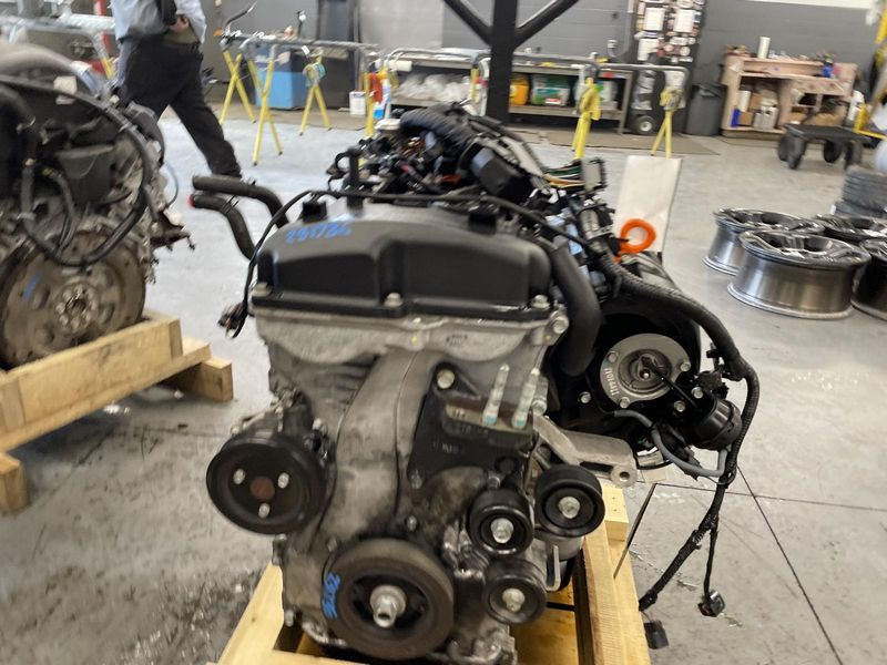 2011 HYUNDAI SONATA 2.4L, VIN C (8th digit), California emissions Used Engine