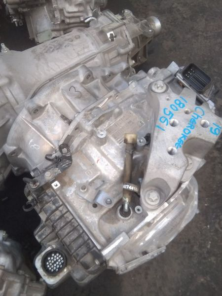 2019 Jeep CHEROKEE (AT), 2.0L, 4x4 (2 speed transfer case) Used Transmission