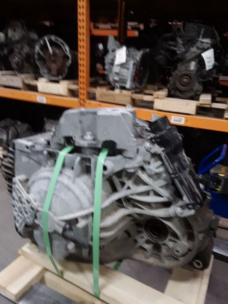 2017 Jeep CHEROKEE AT, 3.2L, 4x4 (2 speed transfer case) Used Engine