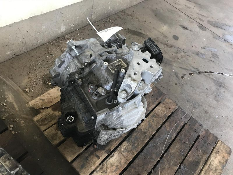 2016 Jeep CHEROKEE AT, 2.4L, 4x4 (2 speed transfer case), 4.08 ratio Used Engine