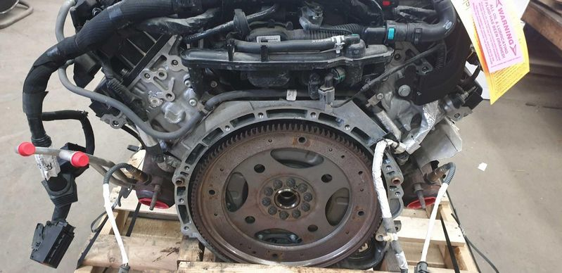2016 Land Rover RANGE ROVER 5.0L, VIN T (7th digit, FFV) Used Engine