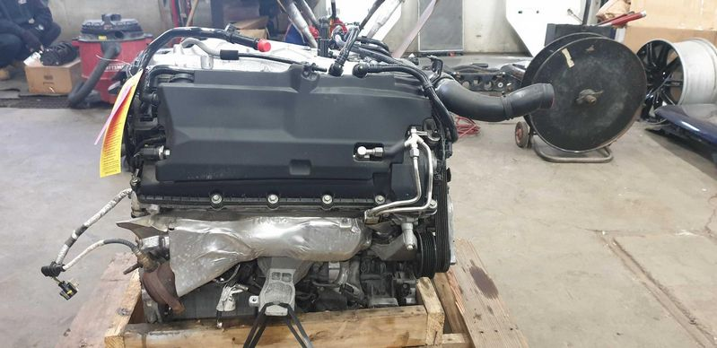 2016 Land Rover RANGE ROVER 5.0L, VIN T (7th digit, FFV) Used Engine