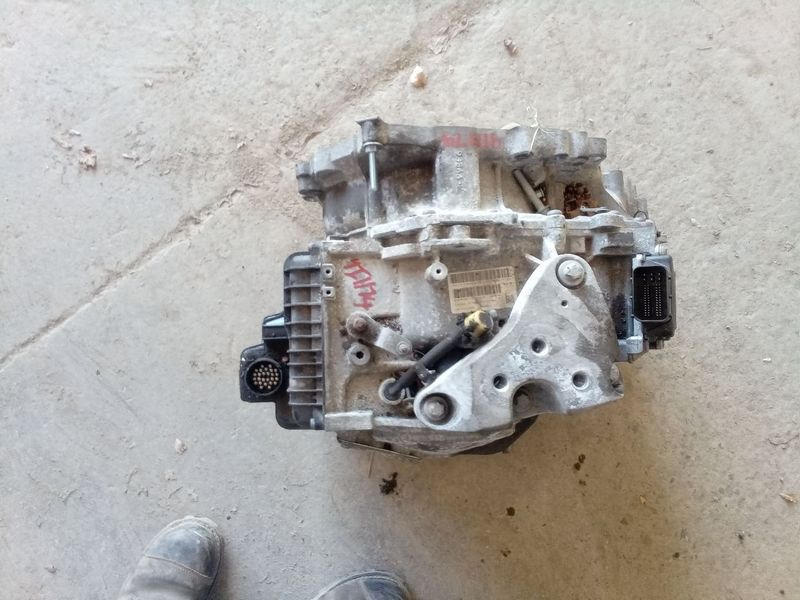 2015 Jeep CHEROKEE AT, 2.4L, 4x4 (2 speed transfer case), 4.08 ratio Used Transmission