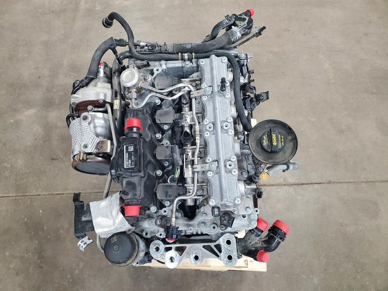 2020 Land Rover RANGE ROVER EVOQUE (2.0L), VIN G (7th digit) Used Engine