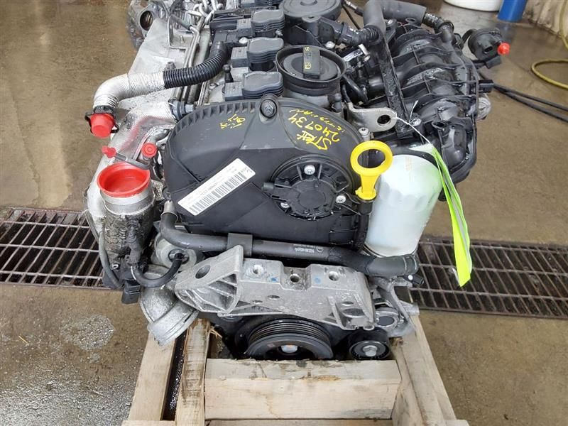 2015 Volkswagen TIGUAN (2.0L, VIN V, 5th digit, turbo) Used Engine