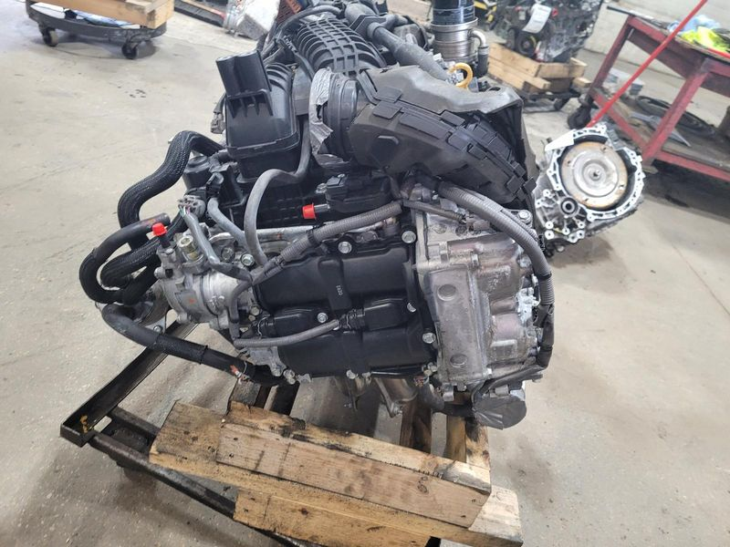 2022 SUBARU LEGACY 2.4L, Wagon (Outback), VIN H (6th digit), ID 10100CE920 Used Engine