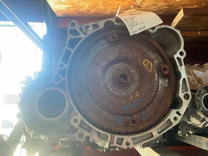 2013 HYUNDAI ACCENT AT, (6 speed) Used Transmission