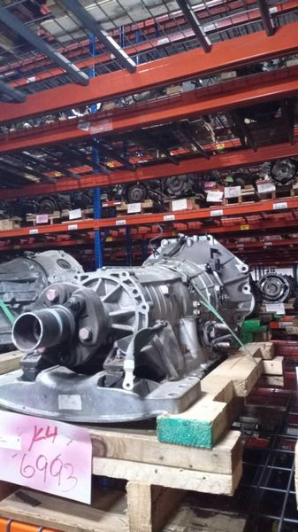 2015 HYUNDAI EQUUS AT, (5.0L, 8 speed) Used Transmission