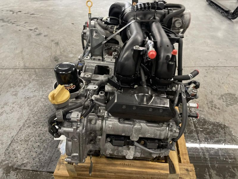 2014 SUBARU LEGACY 2.5L, AT (CVT), Canada emissions, VIN G (6th digit, LEV, DOHC) Used Engine