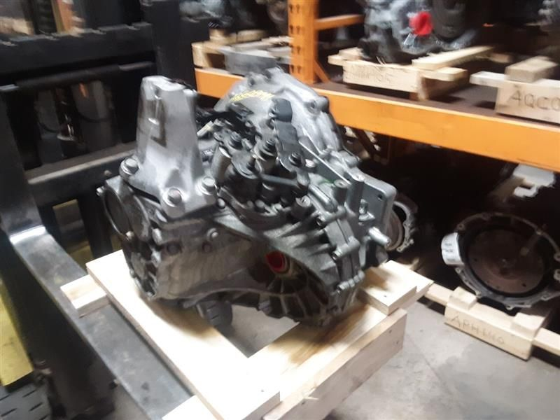 2019 HYUNDAI VELOSTER MT, (6 speed), turbo, 2.0L, limited slip differential Used Transmission