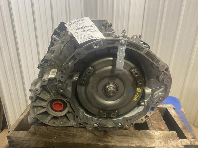 2017 CHRYSLER 200 AT, (Sdn), 3.6L (9 speed, 9HP48), FWD Used Transmission