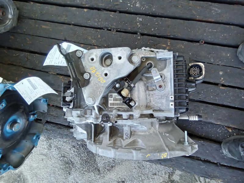 2020 CHRYSLER PACIFICA (AT), gasoline (9 speed automatic), FWD Used Transmission
