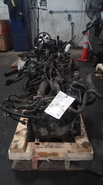 2004 SUBARU LEGACY 2.5L (VIN 6, 6th digit, SOHC), AT, Federal emissions Used Engine